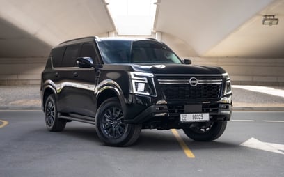Nissan Patrol SE (Nero), 2025 in affitto a Abu Dhabi