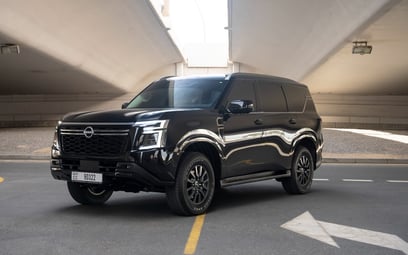 Nissan Patrol SE (Nero), 2025 in affitto a Abu Dhabi