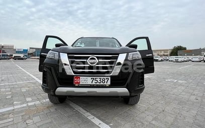 Nissan Xterra (Negro), 2022 para alquiler en Dubai