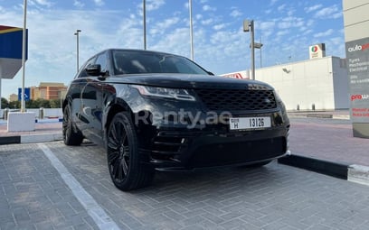 Range Rover Velar (Negro), 2019 para alquiler en Dubai