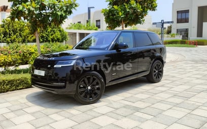 Range Rover Vogue (Черный), 2022 для аренды в Дубай