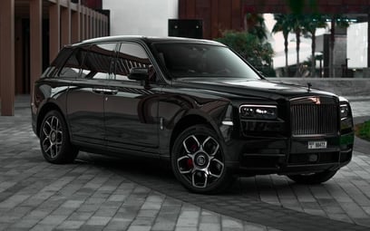 Rolls Royce Cullinan Black Badge (Noir), 2021 à louer à Ras Al Khaimah