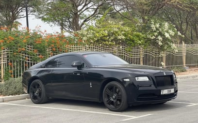 Rolls Royce Wraith Black Badge (Negro), 2019 para alquiler en Dubai