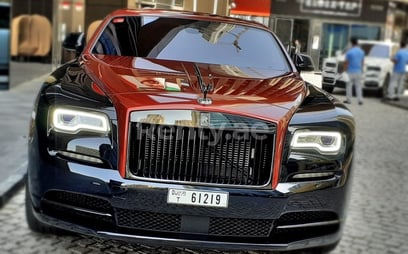 在迪拜 租 Rolls Royce Wraith- BLACK BADGE (黑色), 2019