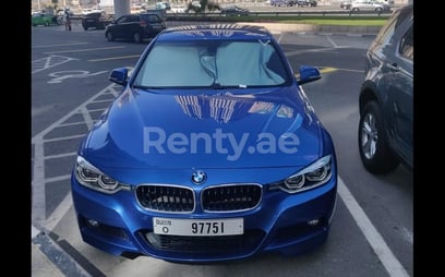 إيجار BMW 318 (أزرق), 2019 في دبي