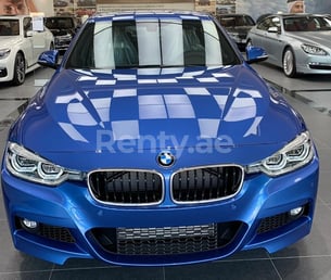 BMW 318 (Blue), 2019 for rent in Dubai