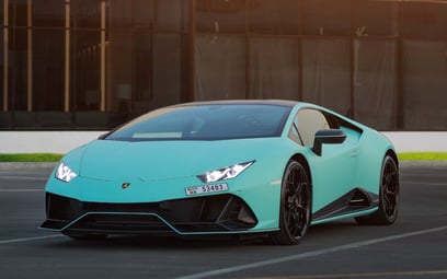Lamborghini Huracan (Bleue), 2021 &agrave; louer &agrave; Sharjah