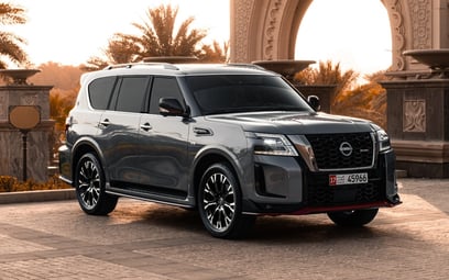 Nissan Patrol Nismo (Gris Oscuro), 2022 para alquiler en Abu-Dhabi