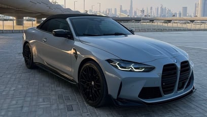 BMW M4 (Grau), 2022 zur Miete in Abu Dhabi