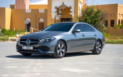 Mercedes C200 (Grijs), 2022 te huur in Sharjah