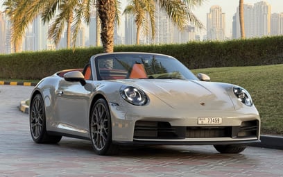 Porsche 911 / Carrera (Nardo grau), 2026 zur Miete in Sharjah
