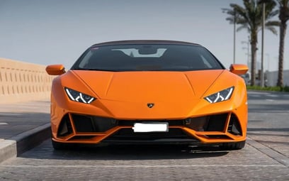 Lamborghini Huracan Evo Spyder (naranja), 2020 para alquiler en Abu-Dhabi