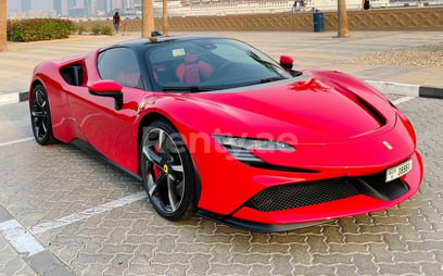 Ferrari SF90 (rojo), 2021 para alquiler en Dubai
