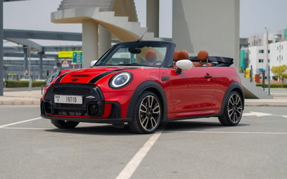 Mini Cooper S 2 doors cabrio (rojo), 2024 para alquiler en Dubai