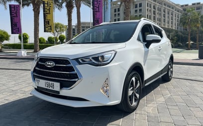 إيجار جاك S3 (أبيض), 2024 في الشارقة