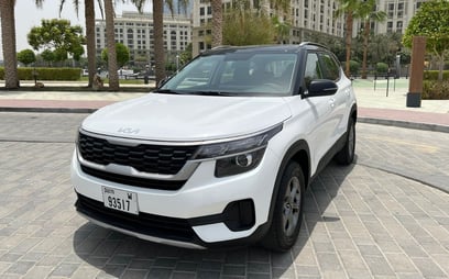 KIA Seltos (Blanc), 2024 &agrave; louer &agrave; Duba&iuml;