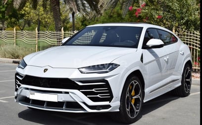 إيجار Lamborghini Urus (أبيض), 2020 في دبي