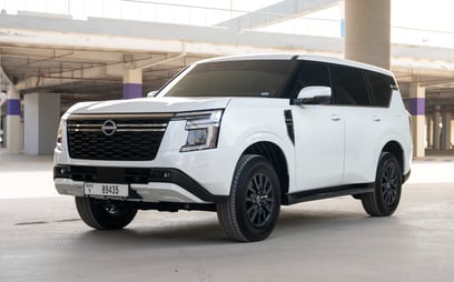 Nissan Patrol Platinum V6 (Bianca), 2026 in affitto a Abu Dhabi