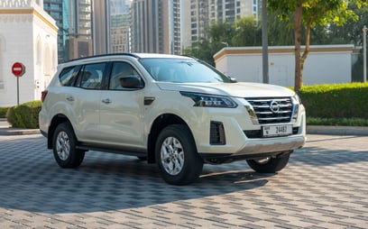 Dubai'de kiralık Nissan Xterra (Beyaz), 2025