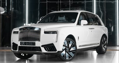 Rolls Royce Cullinan (Wei&szlig;), 2025 zur Miete in Abu Dhabi