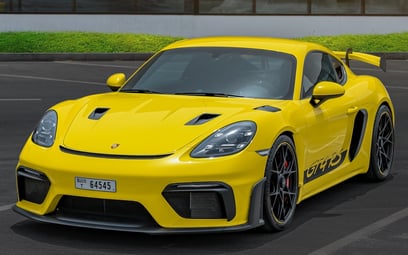 Porsche GT4 (Jaune), 2023 &agrave; louer &agrave; Sharjah