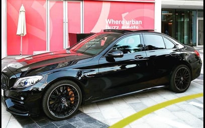 إيجار Mercedes AMG C63s Carbon Edition (أسود), 2019 في دبي