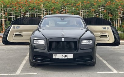 在迪拜 租 Rolls Royce Wraith (黑色), 2020