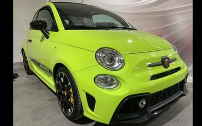 在迪拜 租 Fiat 595 Abarth (绿色), 2020