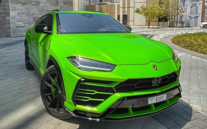 Lamborghini Urus (Green), 2021 for rent in Dubai