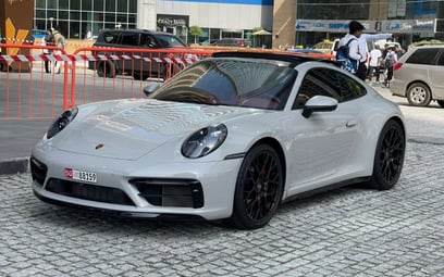 Porsche 911 Carrera 4s cabrio (Grise), 2022 à louer à Dubai