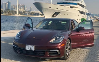 Porsche Panamera (Бардовый), 2019 для аренды в Дубай