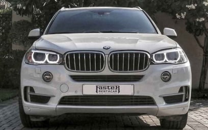 إيجار BMW X5 (أبيض), 2018 في دبي