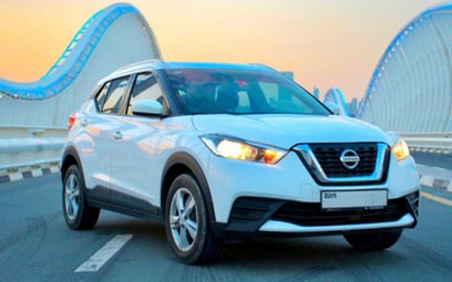 Nissan Kicks (Weiß), 2022  zur Miete in Dubai