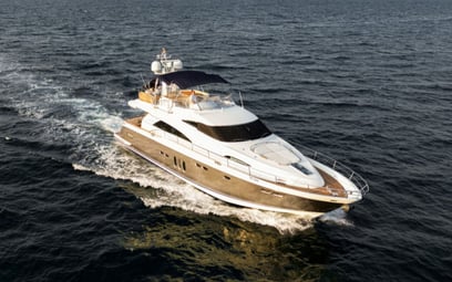 Fairline Squadron VAL 68 ft (21m) for rent in Dubai