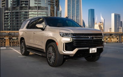 Beige Chevrolet Tahoe 2021 für Miete in Dubai