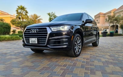 Black Audi Q7 2019 for rent in Dubai