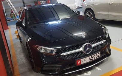 Black Mercedes A250 Class 2020 迪拜汽车租凭