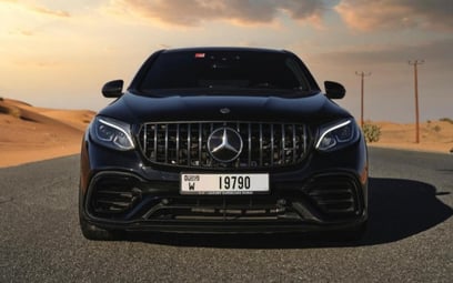 Black Mercedes GLC-S 2020 迪拜汽车租凭