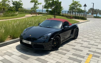Black Porsche Boxster 718 2022 2022 for rent in Dubai