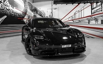 إيجار Porsche Taycan Turbo (أسود), 2021 في دبي