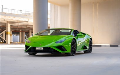 Green Lamborghini Evo Spyder 2021 for rent in Dubai