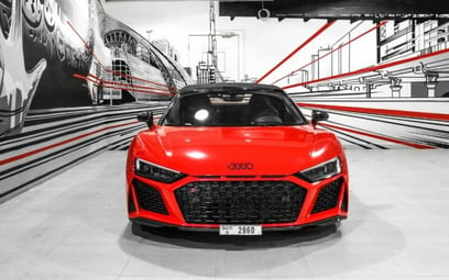 Red Audi R8 spyder 2021 for rent in Dubai