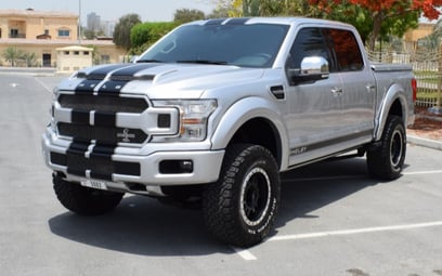 Silver Ford F150 Shelby 2018 in affitto a Dubai 