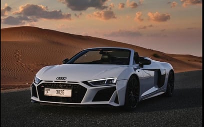 White Audi R8 Facelift 2020 for rent in Dubai