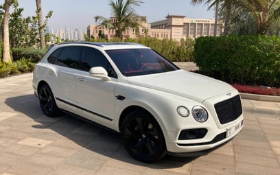 White Bentley Bentayga 2018 for rent in Dubai