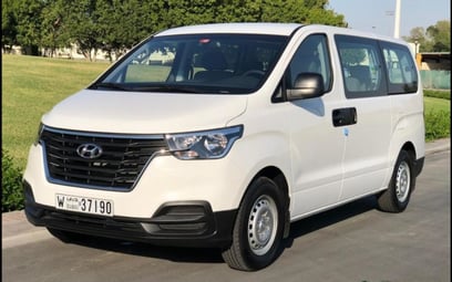 Hyundai H1 2019 للإيجار في دبي