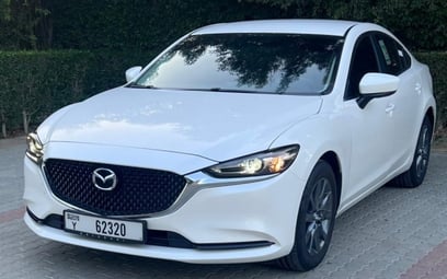 Mazda 6 (Weiß), 2023 zur Miete in Dubai