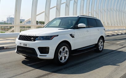 White Range Rover Sport 2020 для аренды в Дубай