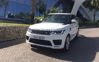 White Range Rover Sport Dynamic 2019 à louer à Dubaï