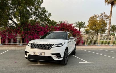 White Range Rover Velar Dynamic 2020 en alquiler en Dubai